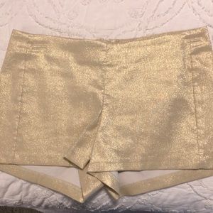 Lily Pulitzer gold shorts